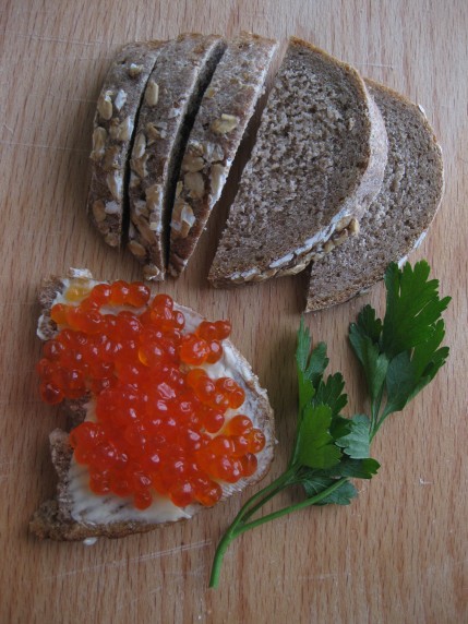 caviar on rye bread