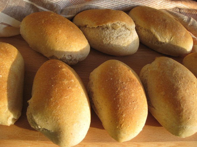 French Rolls - Petits Pains 